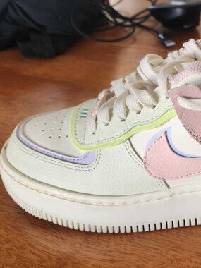 NEW Nike Women's Air Force 1 'Cashmere' Size 5.5